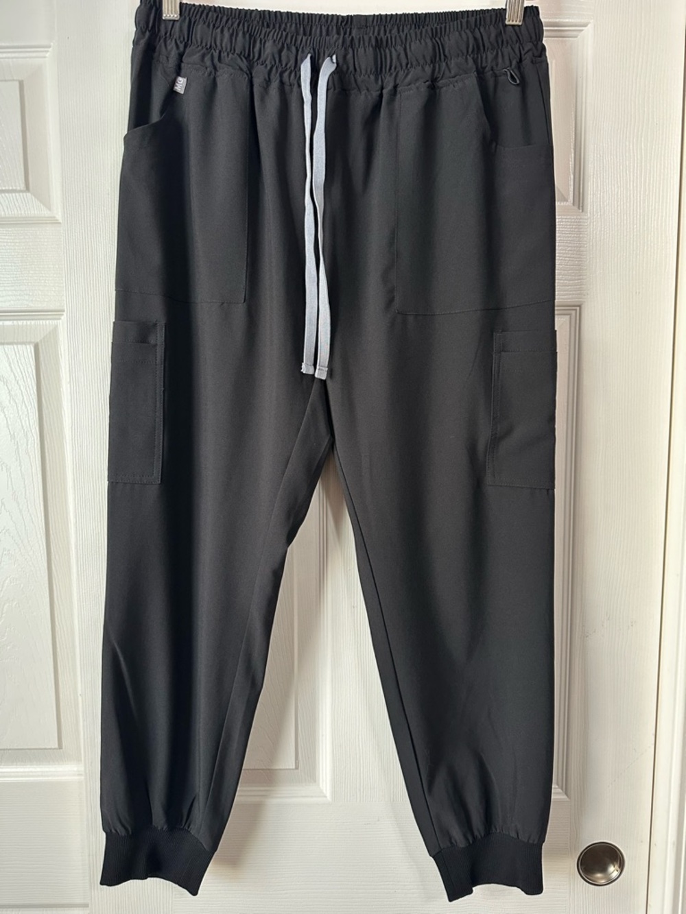 Women’s Black Jogger Scrub Pants with Drawstring- MedGear